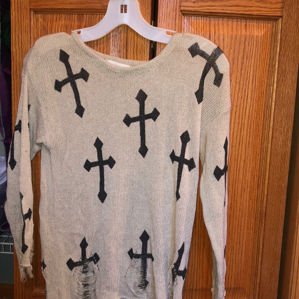 Sans Souchi sweater